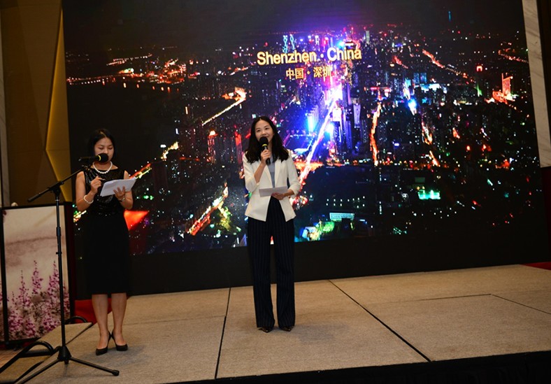 深圳市國際交流合作基金會副秘書長黃曉姝